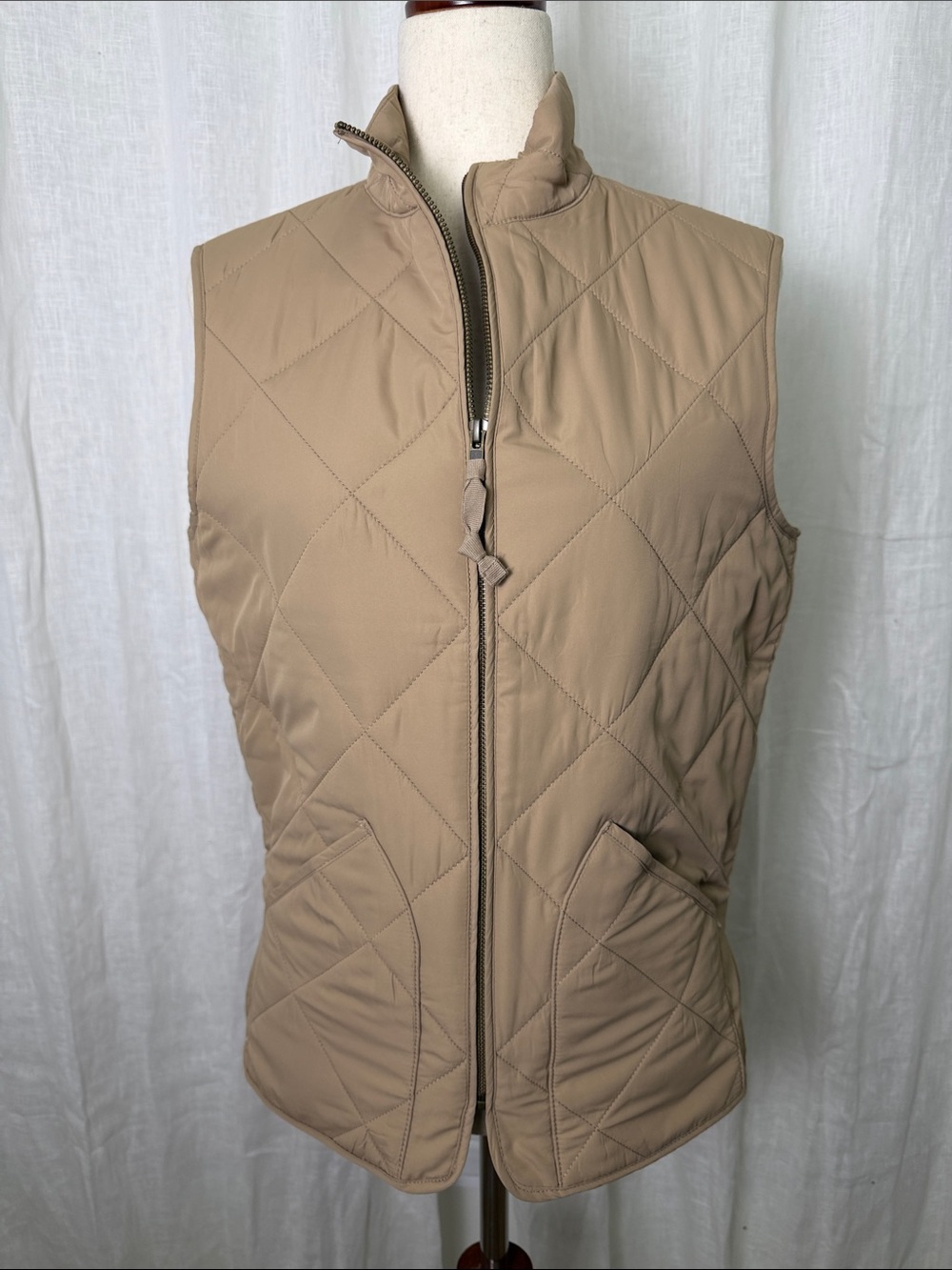 J. Crew Mercantile Quilted Vest in Taupe